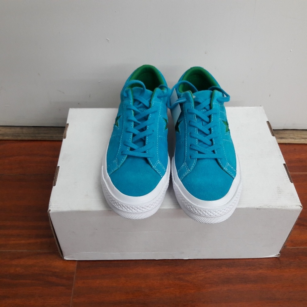 converse - Picture 2 of 3
